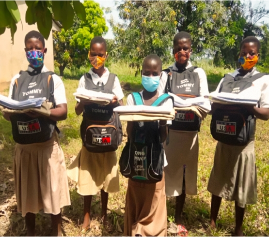 Rentrée académique 2020-2021, Distribution de Kits scolaires aux élèves parrainés